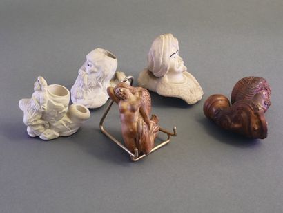 FIOLET
Lot of 5 fireplaces, enameled eyes...