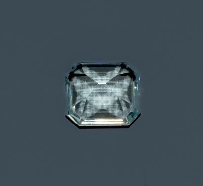 Rectangular aquamarine with beveled edges.
Dimensions:...