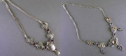 Set of two silver necklaces (min. 800/°°):...