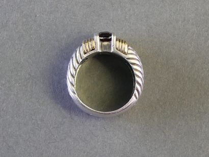 RING in silver (925/°°) and 9k gold (375/°°);...