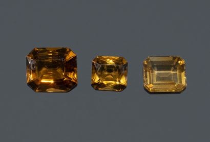 Set of 3 rectangular Cognac citrines with...
