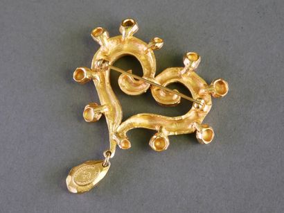 CHRISTIAN LACROIX
Broche cœur et pampille...