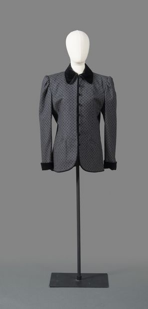 J. L. SCHERRER Boutique, circa 1980
Gray...