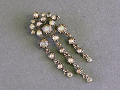 VINTAGE
Broche en métal sertie de strass...