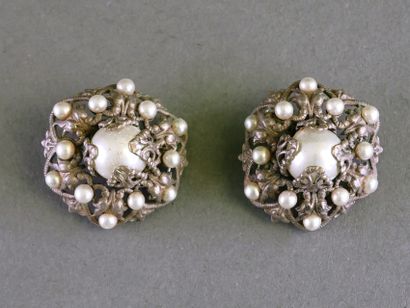 VINTAGE
Paire de clips d'oreilles en métal...