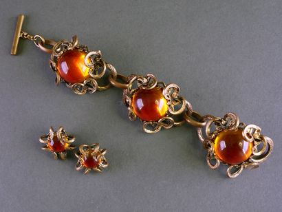 VINTAGE
Elégante demi-parure composée d'un...
