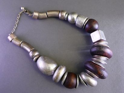 A large collection of costume jewelry, including...