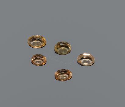 Set of 13 predominantly yellow imperial topazes....