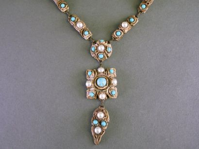 HENRY PERRICHON
Collier et pendentif en talosel...