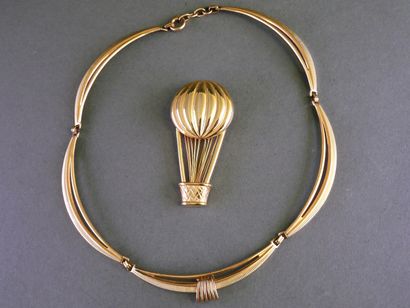 VINTAGE
Ensemble composé d'un collier ras-de-cou...