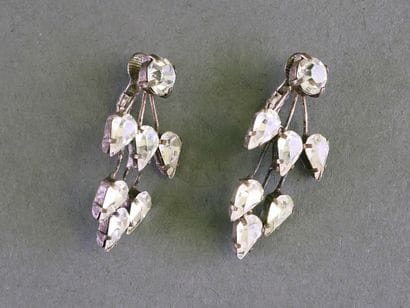 VINTAGE
Pair of metal clip-on earrings with...