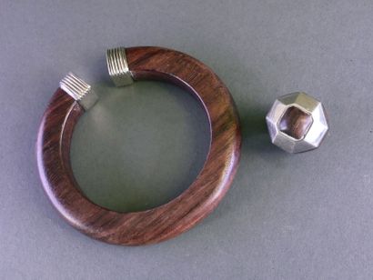 A set made of precious wood and silver-plated...