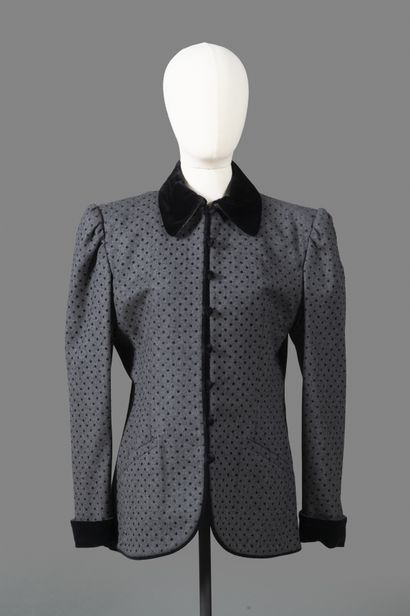 J. L. SCHERRER Boutique, circa 1980
Gray...