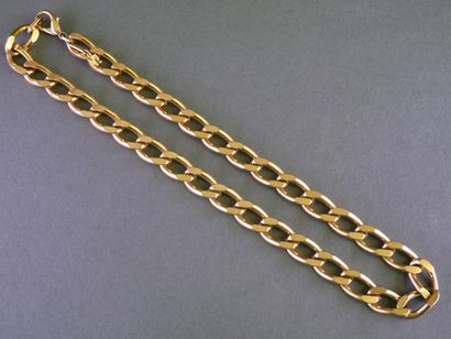 NINA RICCI
Collier en métal doré à grosse...