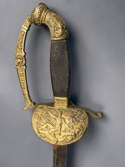 Épée d’Officier
Fusée à joues quadrillées....