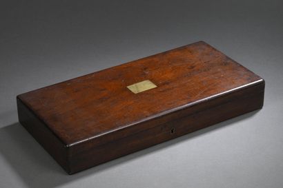 Coffret-nécessaire pour une paire de pistolets,...