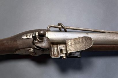 Mousqueton à tringle modèle 1763
Canon rond....