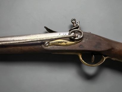 Mousqueton à tringle modèle 1763
Canon rond....