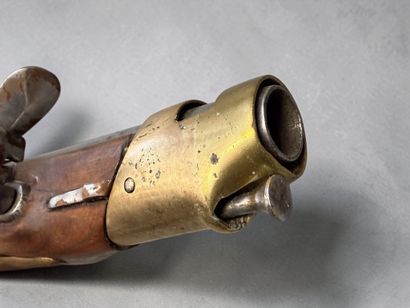 Pistolet du type de la Maréchaussée 1770
Canon...