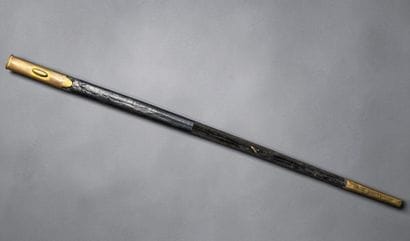Lot de pièces détachées de sabres, d’épées,...