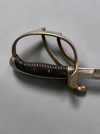 Sabre d’Officier bavarois
Poignée en bois...
