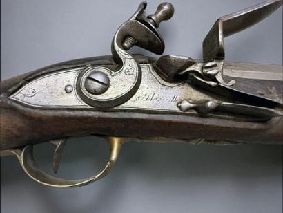 Fusil de chasse, à silex
Canon à pans. Platine...