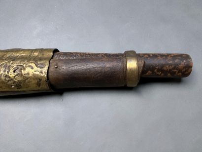 Pistolet oriental, à silex
Garnitures en...