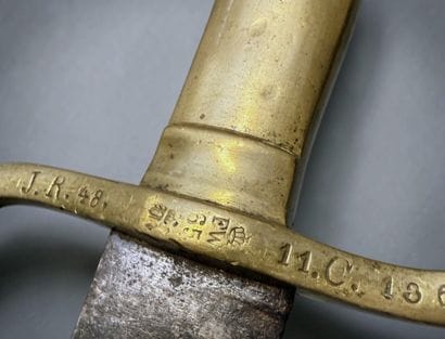 Couteau de fascine allemand
Monture en laiton....
