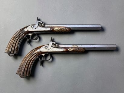 Paire de pistolets de tir, à percussion
Canons...