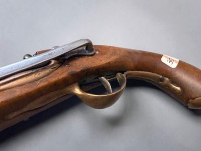Pistolet, type de bord
Canon rond, à méplats...