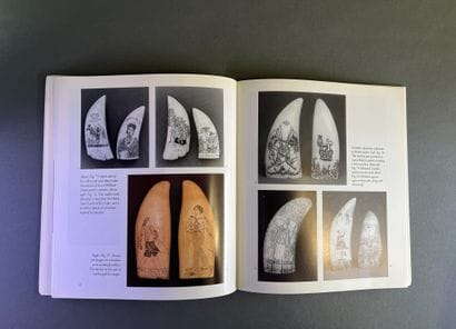 Lot de documentation sur l'art du scrimshaw...