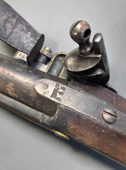 Pistolet d’Officier de Cavalerie de la Garde...