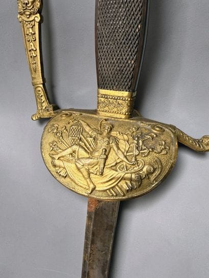 Épée d’Officier
Fusée à joues quadrillées....