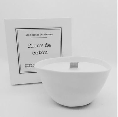 Bougie artisanale 
Treat yourself to a holiday...