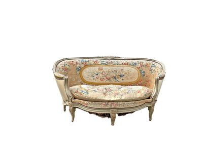 Moulded and carved wood basket sofa 
Floral...