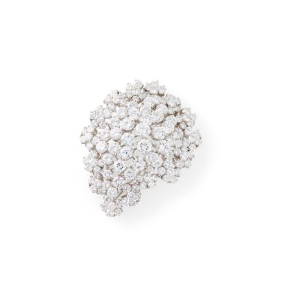 CLIP DÔME DIAMONDS 1960'S
It is entirely...