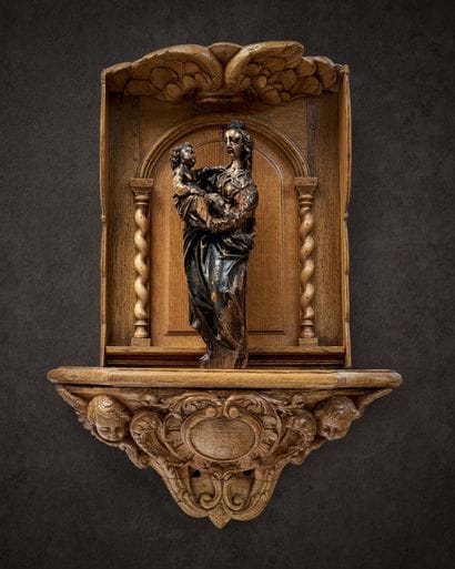 VIERGE À L'ENFANT
en bois sculpté et polychromé....