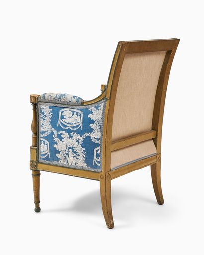 ÉLÉGANTE BERGÈRE D'ÉPOQUE DIRECTOIRE
en hêtre...