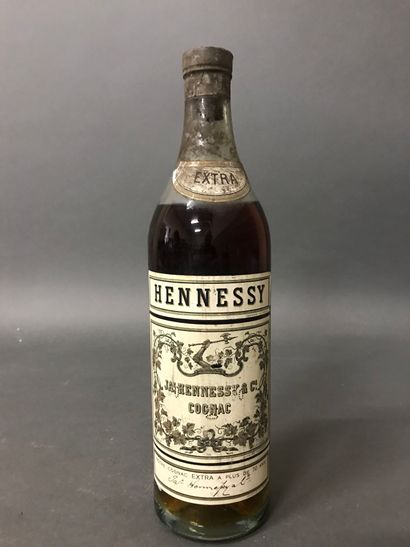 1 Blle COGNAC HENNESSY EXTRA (Plus de 70...