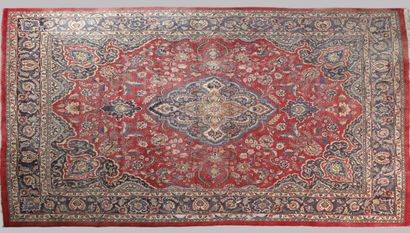 TAPIS MECHED (Iran) vers 1970 velours de...