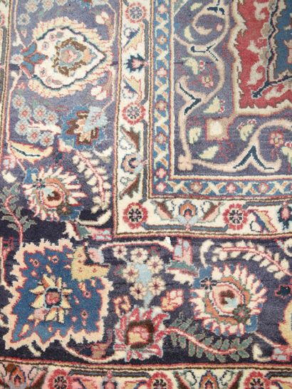 TAPIS MECHED (Iran) vers 1970 velours de...