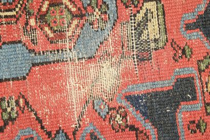 ANCIEN TAPIS KOLTOUK (Iran) en laine à décor...