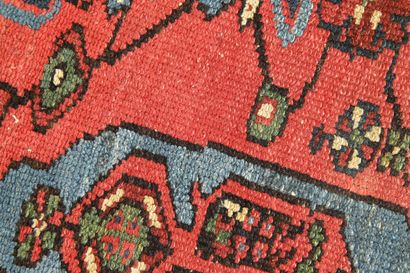 ANCIEN TAPIS KOLTOUK (Iran) en laine à décor...
