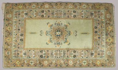 TAPIS d'AFRIQUE du NORD velours de laine...