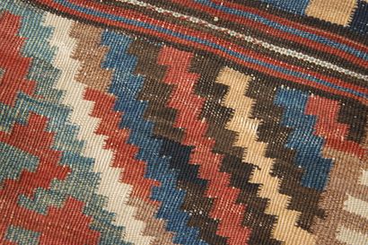 TAPIS KILIM KOUBA (Caucase) début XXème siècle....