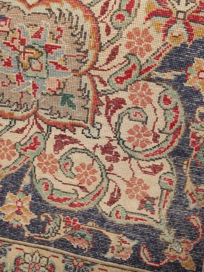 TAPIS TABRIZ (Iran) assez fin, vers 1975...