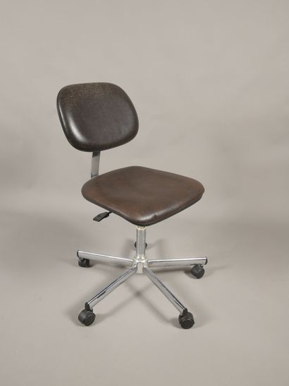 CHAISE DACTYLO de marque VICKERS-RONEO des...