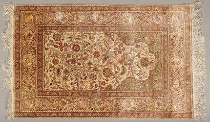 TAPIS de PRIERE KAYSERI (Turquie) en soie...