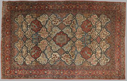 Important et original TAPIS GHOUM (Iran),...
