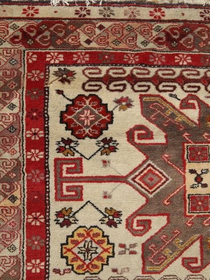 TAPIS DAGHESTAN (Russie) vers 1960 en laine...